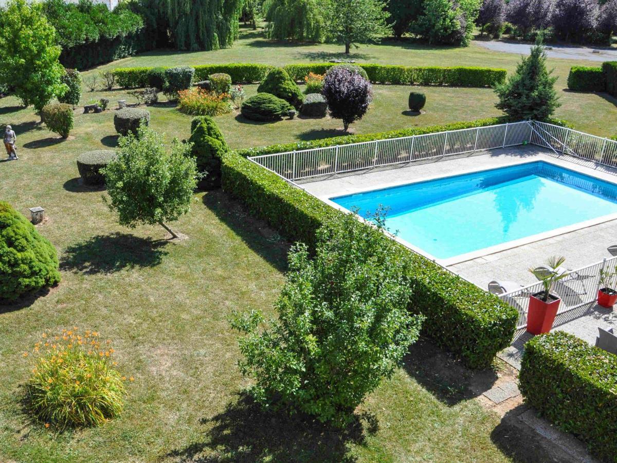 Ibis Styles Gien Hotell Exteriör bild
